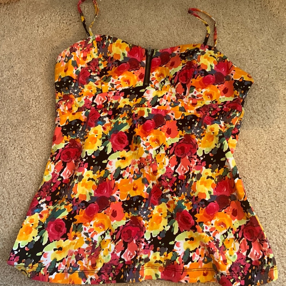 Tank top, never worn